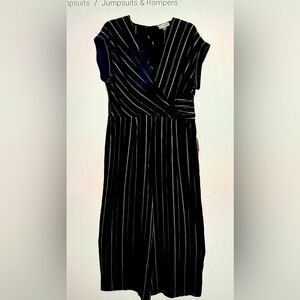 Calvin Klein Size 4 black and white the stripes cotton wide leg jumpsuit.